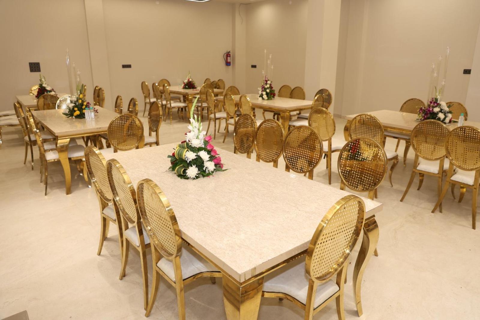 The Meera Hotel Удджайн Экстерьер фото