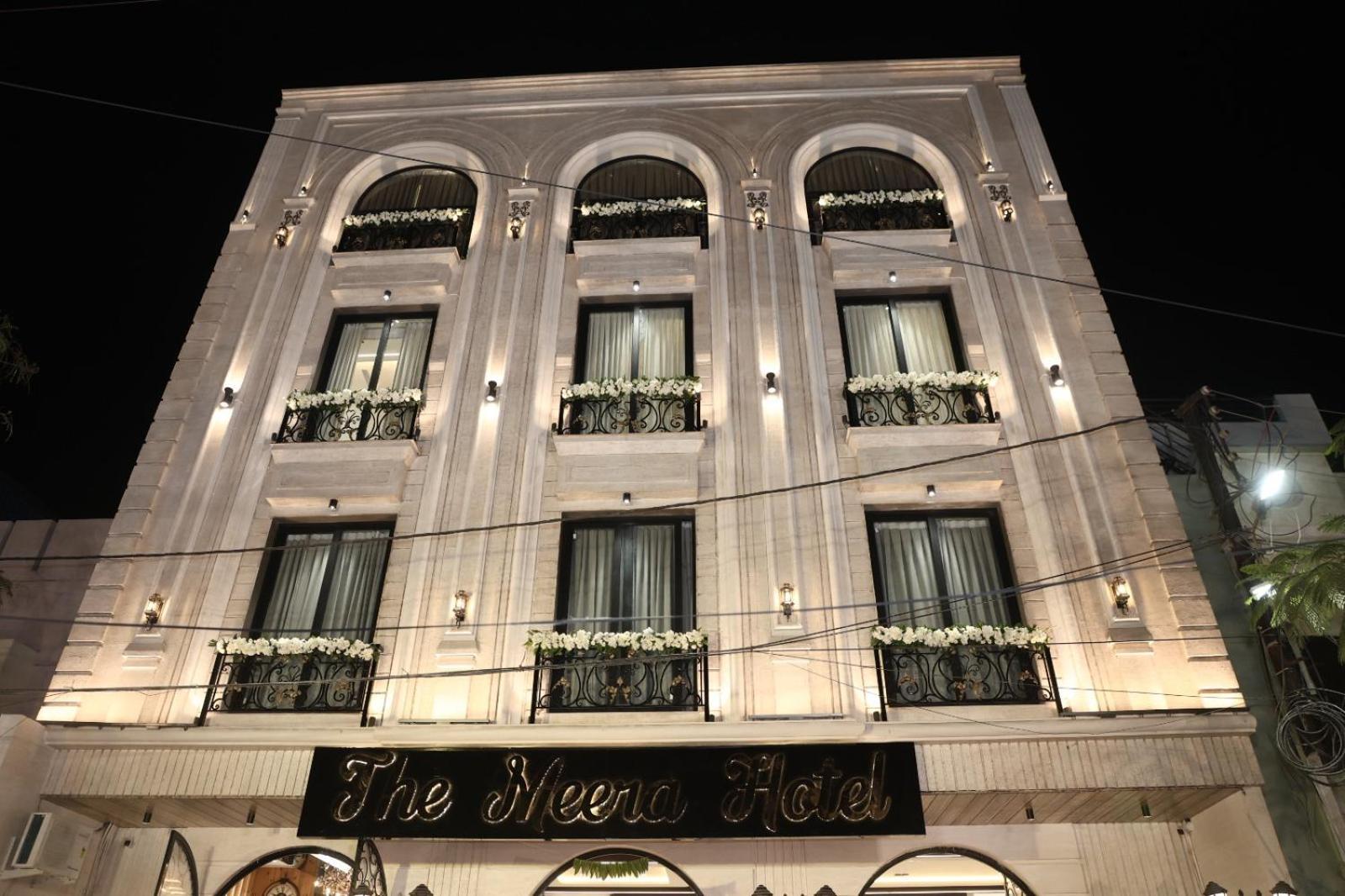 The Meera Hotel Удджайн Экстерьер фото