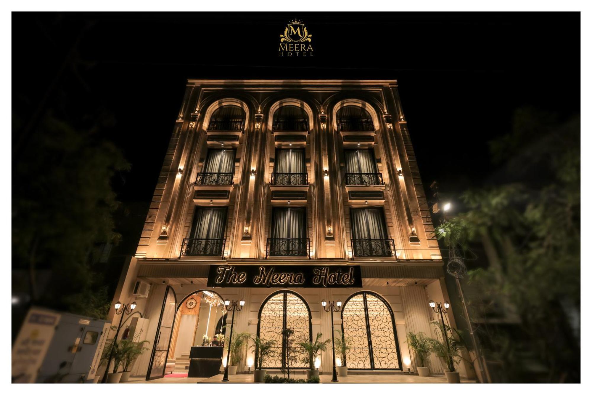 The Meera Hotel Удджайн Экстерьер фото